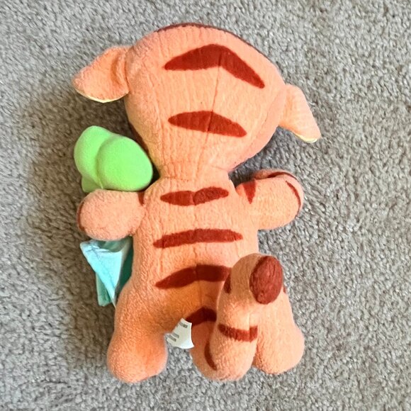 Disney Baby Tigger w/ Blanket & Frog Plush Stuffed Animal Fisher Price 2005 - Picture 2 of 5